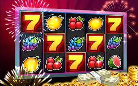 Fa Cai Shen Deluxe slot game interface showing five reels and golden symbol grid
